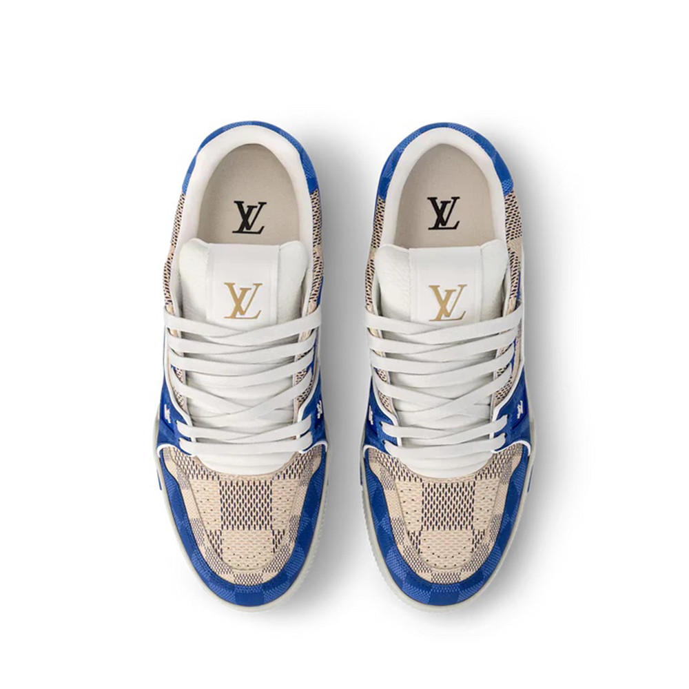 LV  Trainer
