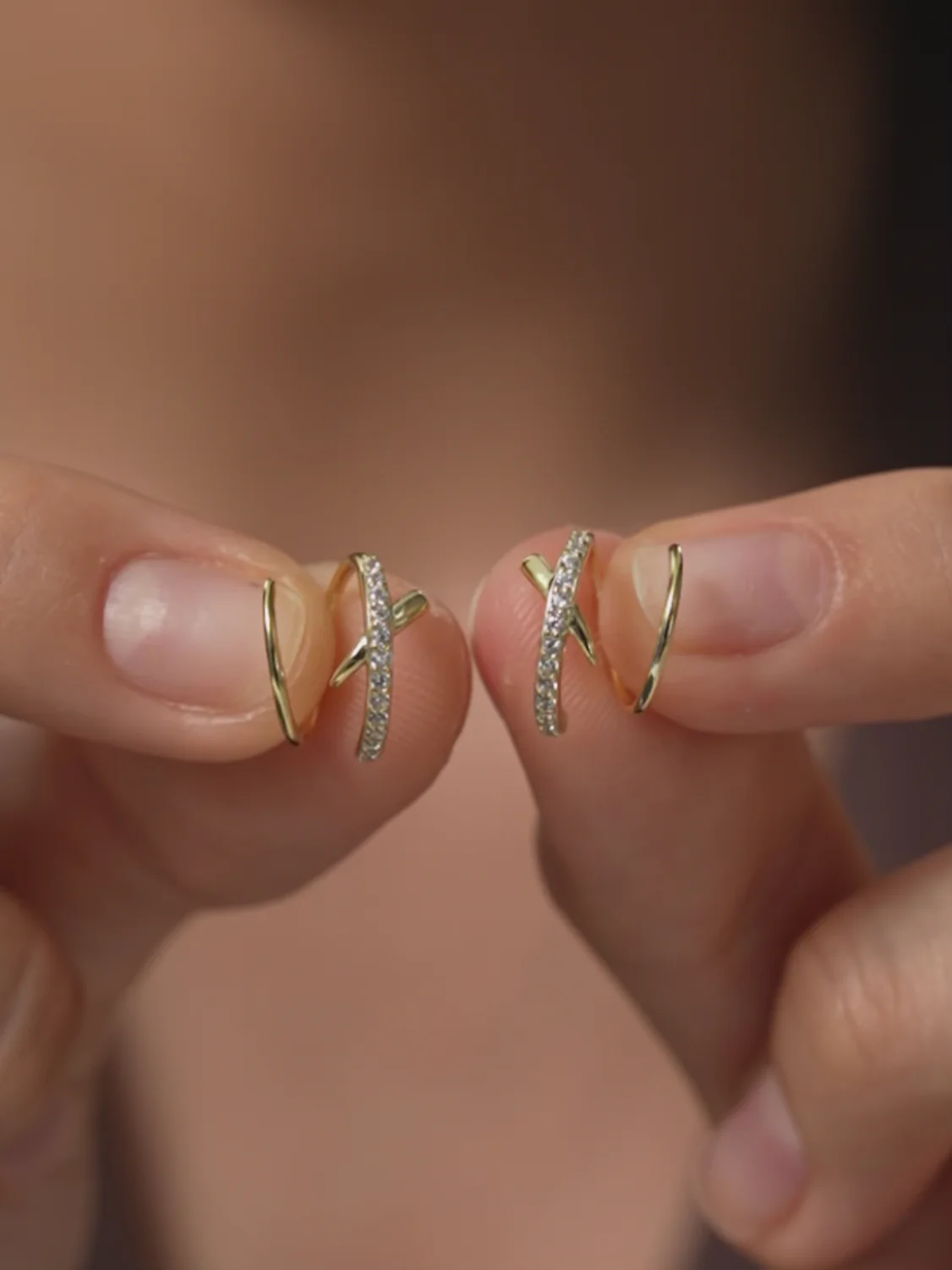 X Cross Double Huggies