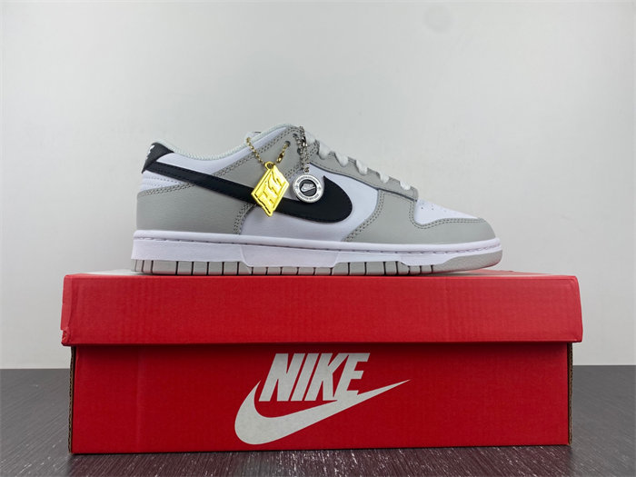 NK Dunk Low SE Lottery Pack Grey Fog DR9654-001