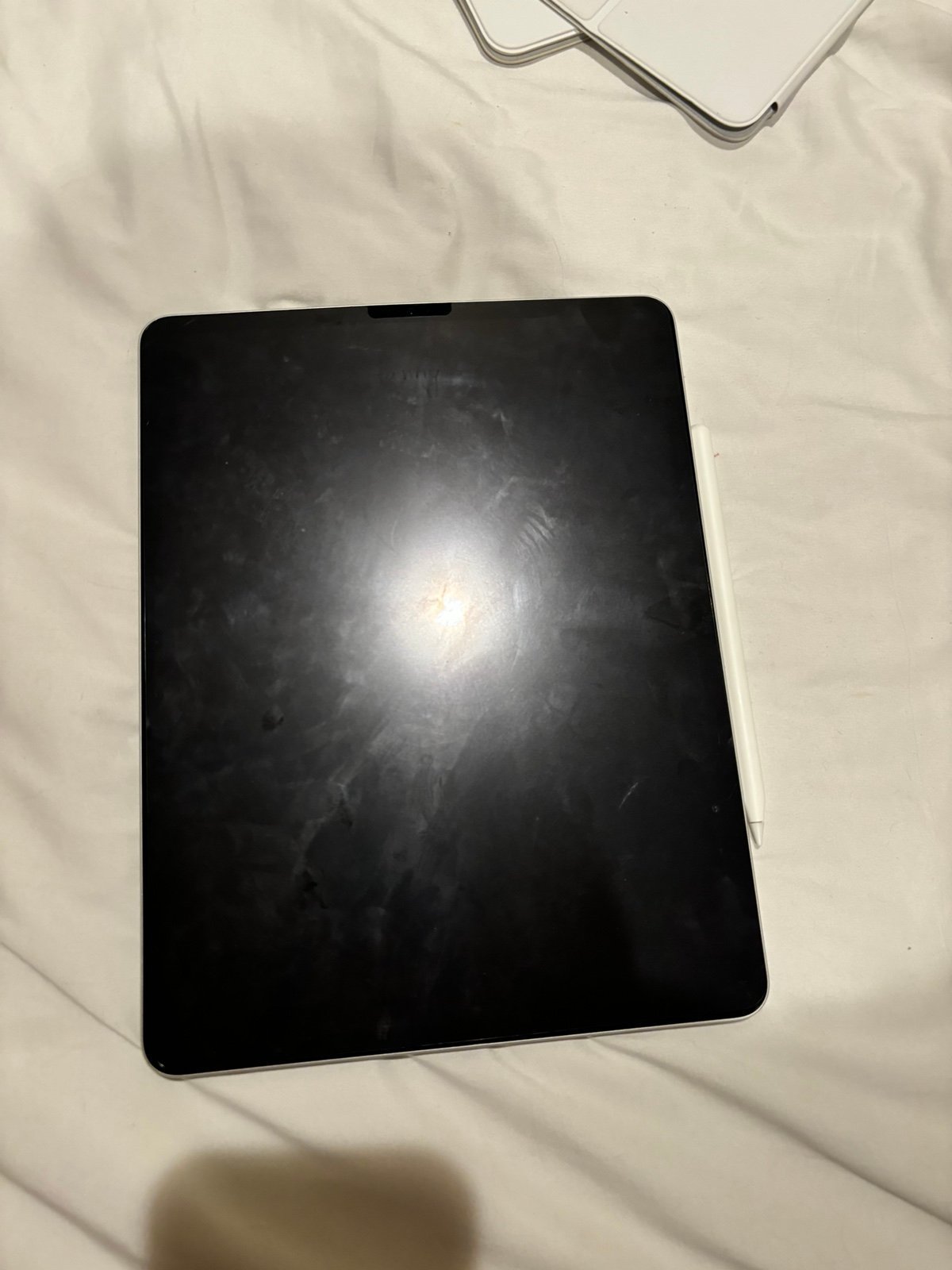 iPad Pro 12.9inch (5th gen) 8K27