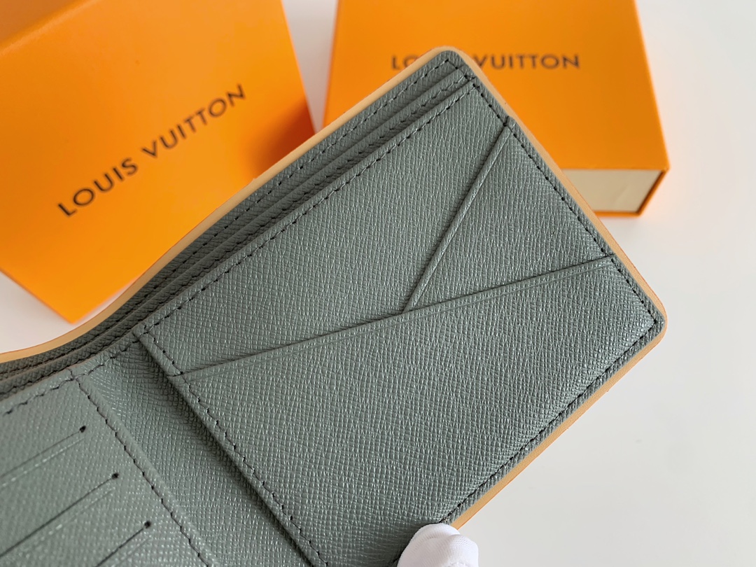 Wallet 4.5″x3.5″x0.6″ BB-918000229