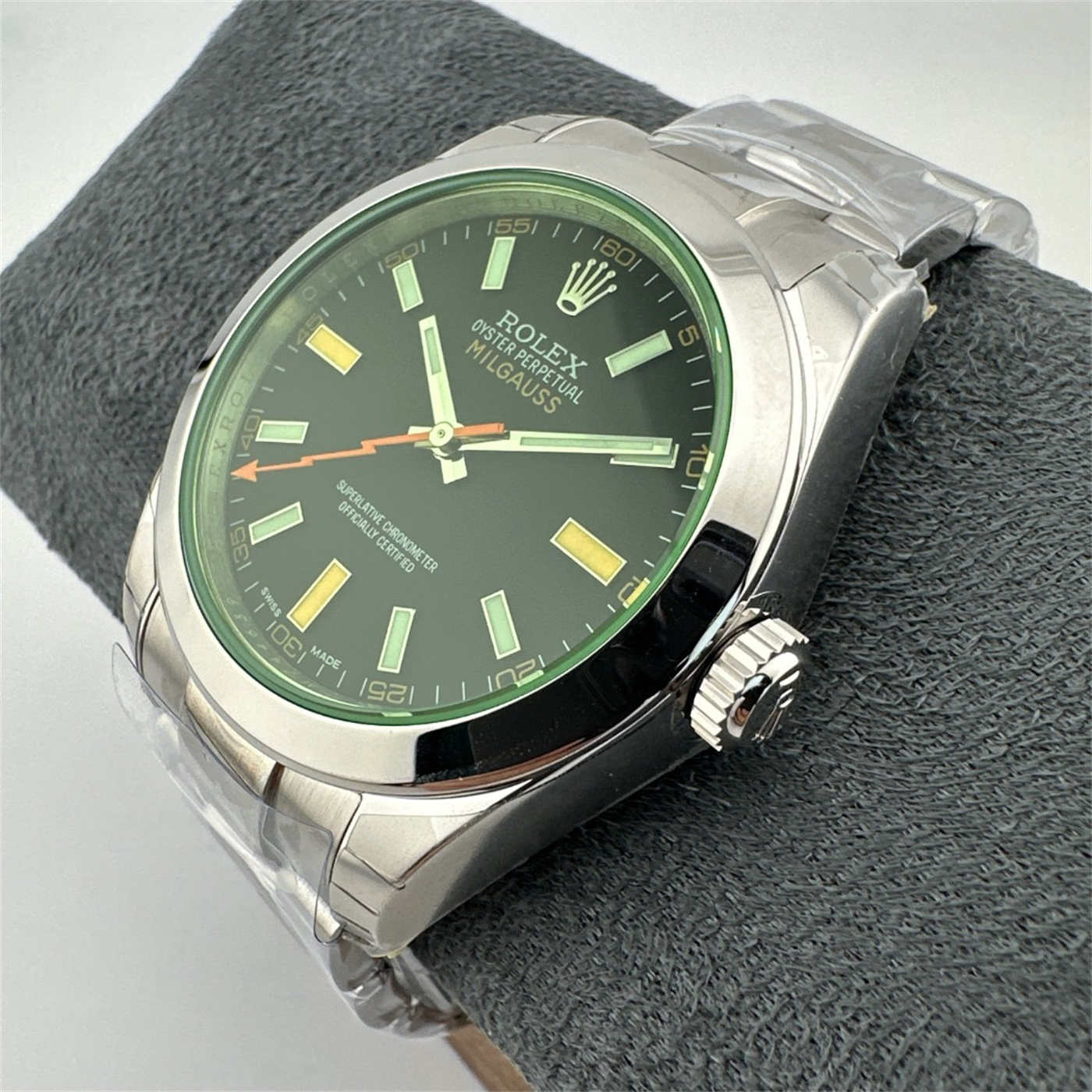 Rolex Milgauss 116400GV “Green Glass” – 904L Steel [Real Green Sapphire]