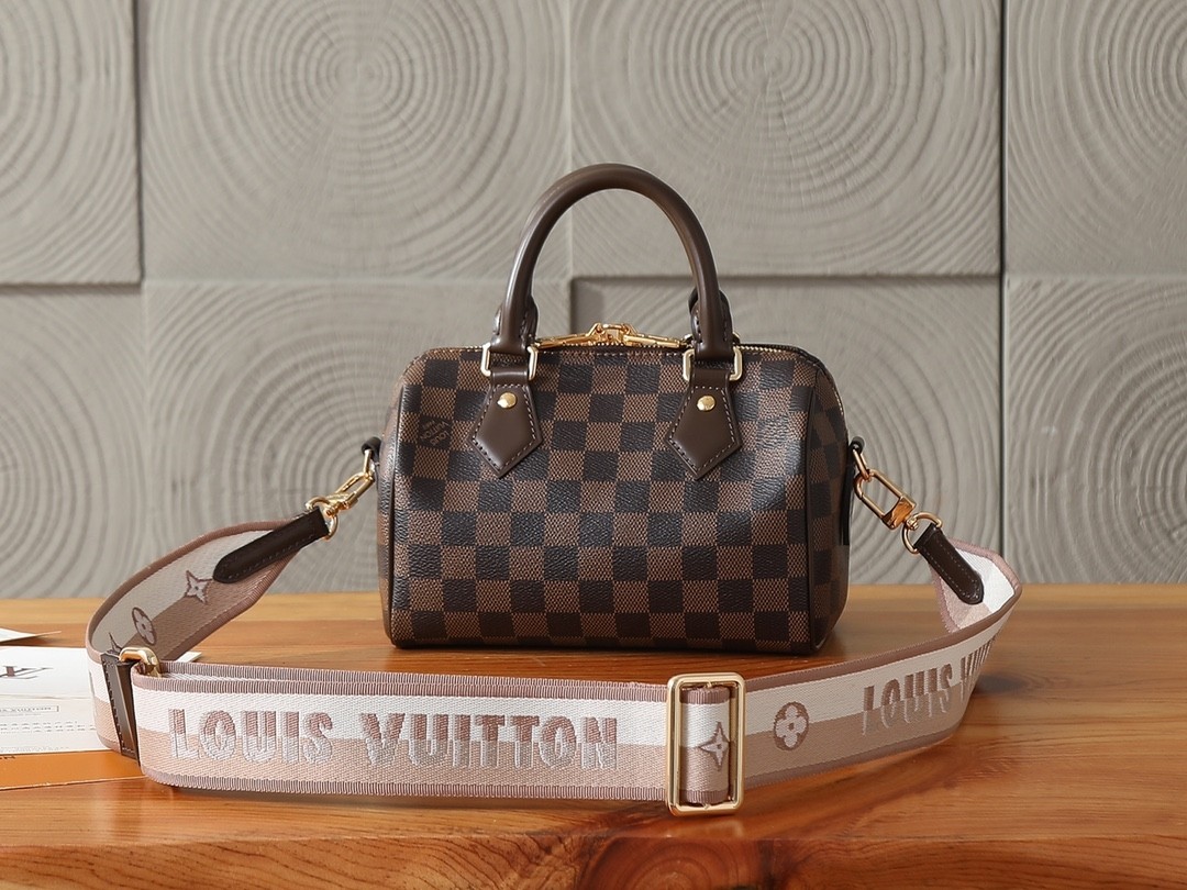 LV Speedy Bandoulière 20 N40489 Size：20.5x13.5x12cm