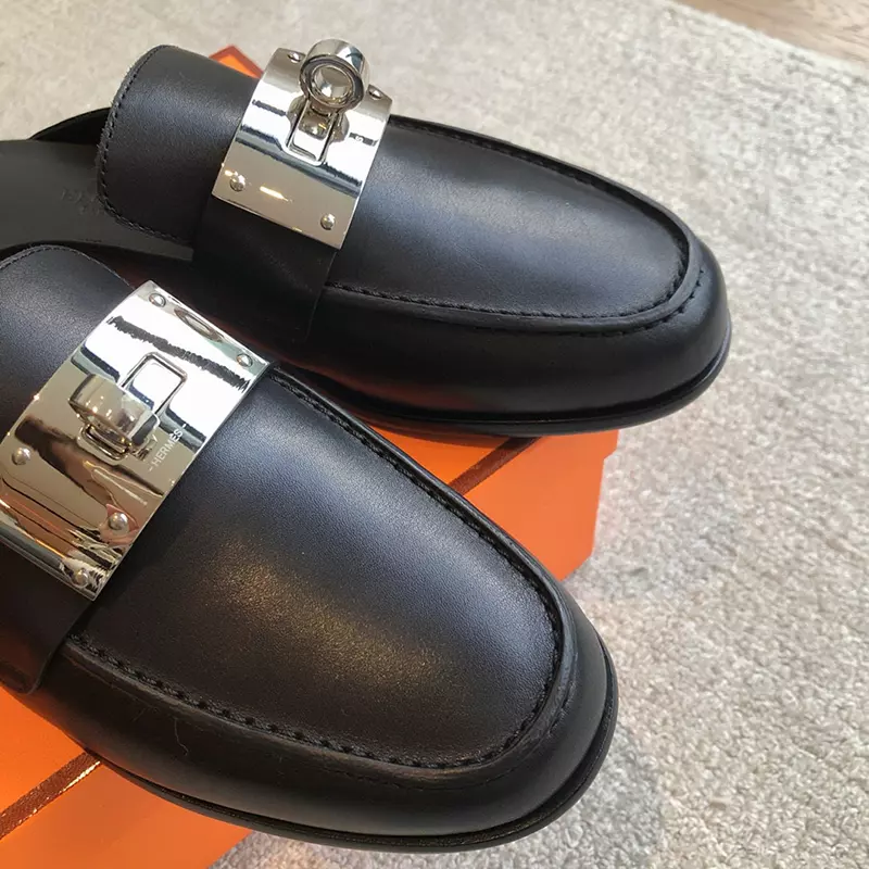 Fashion High Quality Real Leather Slippers LX-872306
