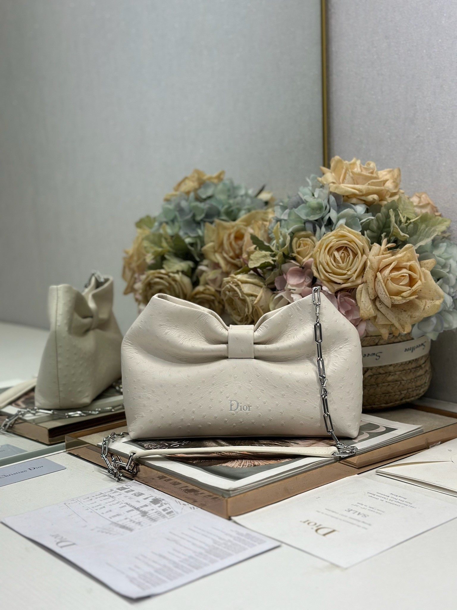 DR Shoulder bag 27x8x18cm