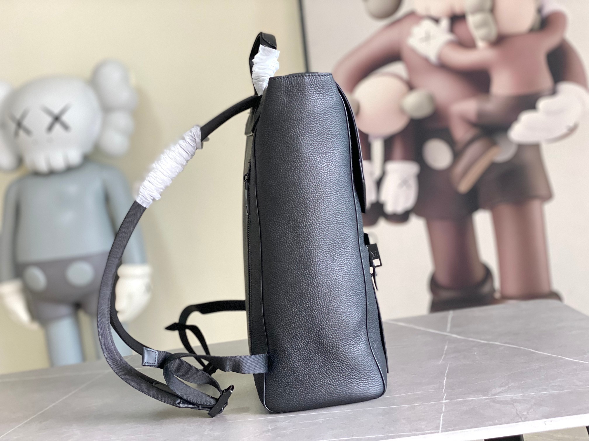 LV Backpack M21367 38x33x12cm