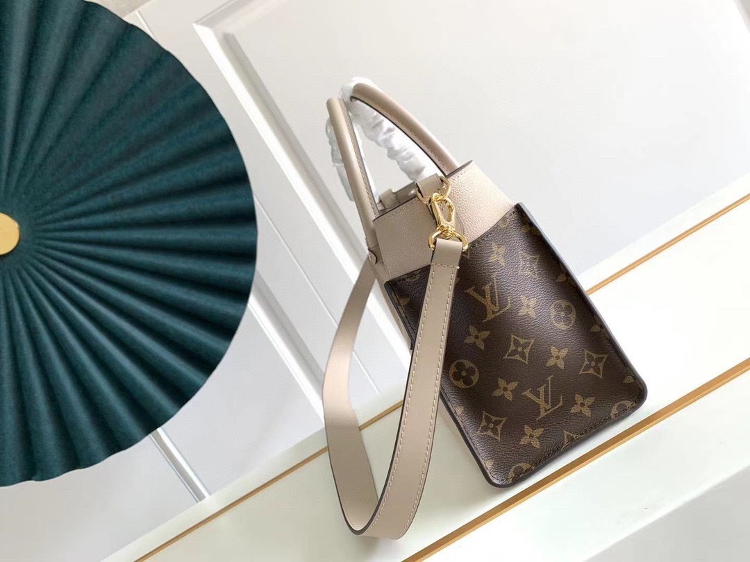 LV On My Side M57729 25x20x12cm