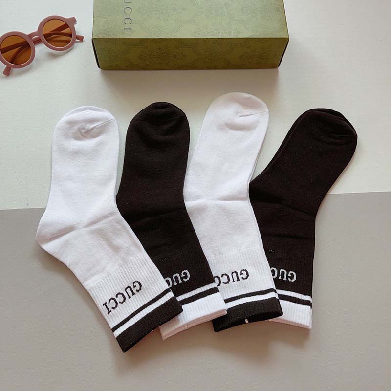 Set of 4 Pairs of Cotton Anti-bacterial Crew Socks WZ-924000164