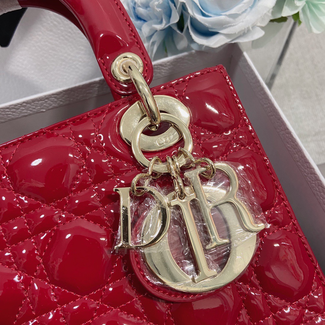 DR bag Size: 20*17*8CM