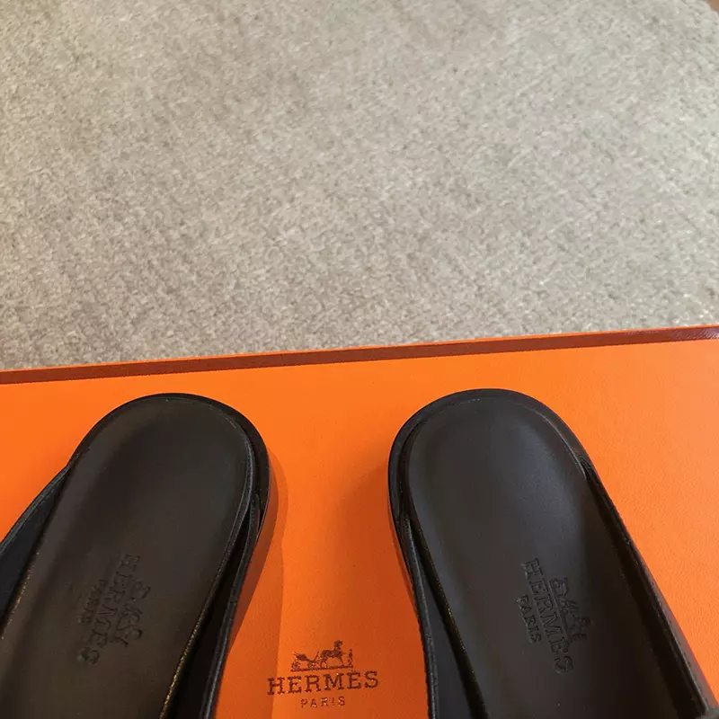 Fashion High Quality Real Leather Slippers LX-872306