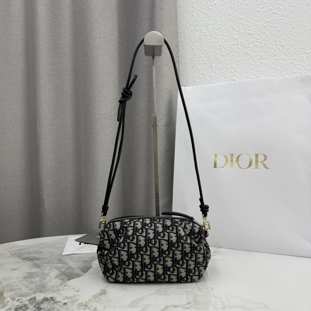 DR Shoulder bag 20x11x8cm