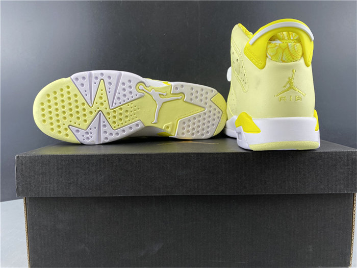 JRD6 Dynamic Yellow Floral 543390-800