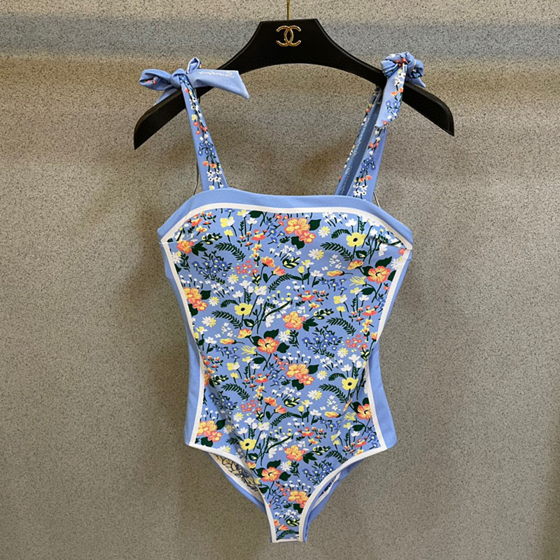 Sexy Reversible One-piece Smocked Swimsuit YY-925449