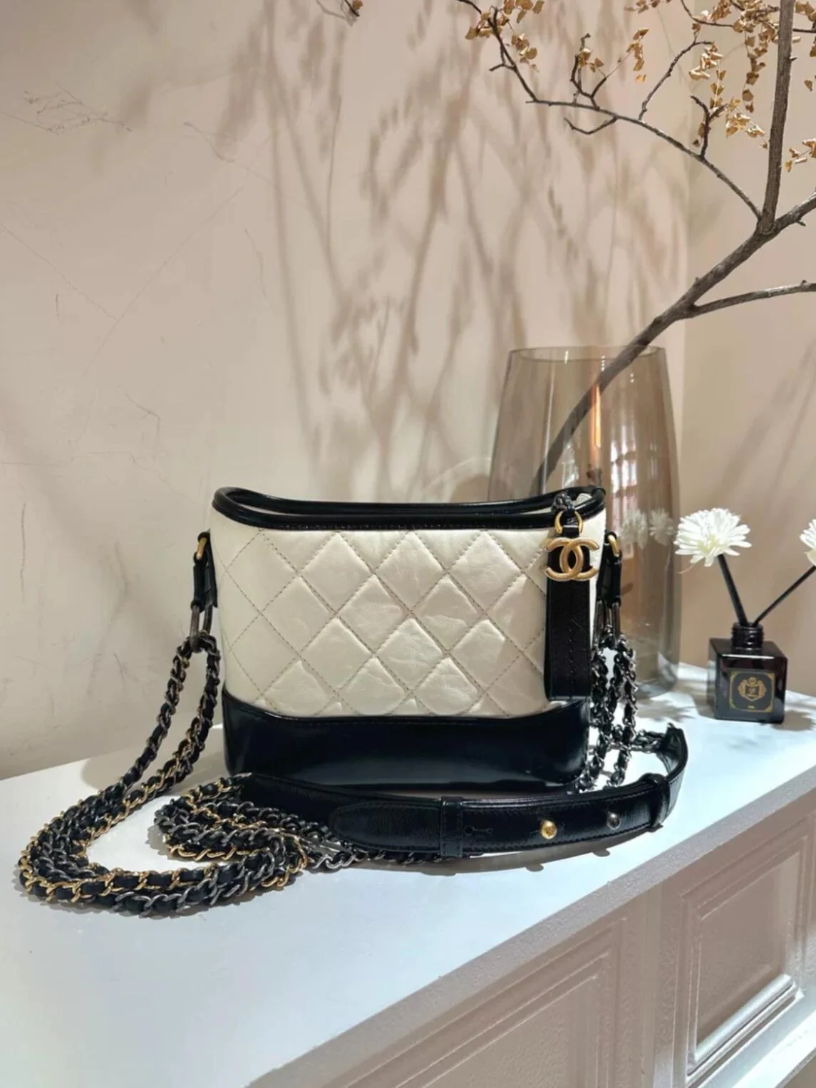 [Chanel] Extremely hard to find ♡ Gabrielle Small Hobo Bag