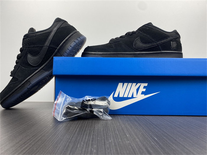 NK Dunk Low SP Undefeated 5 On It Black DO9329-001