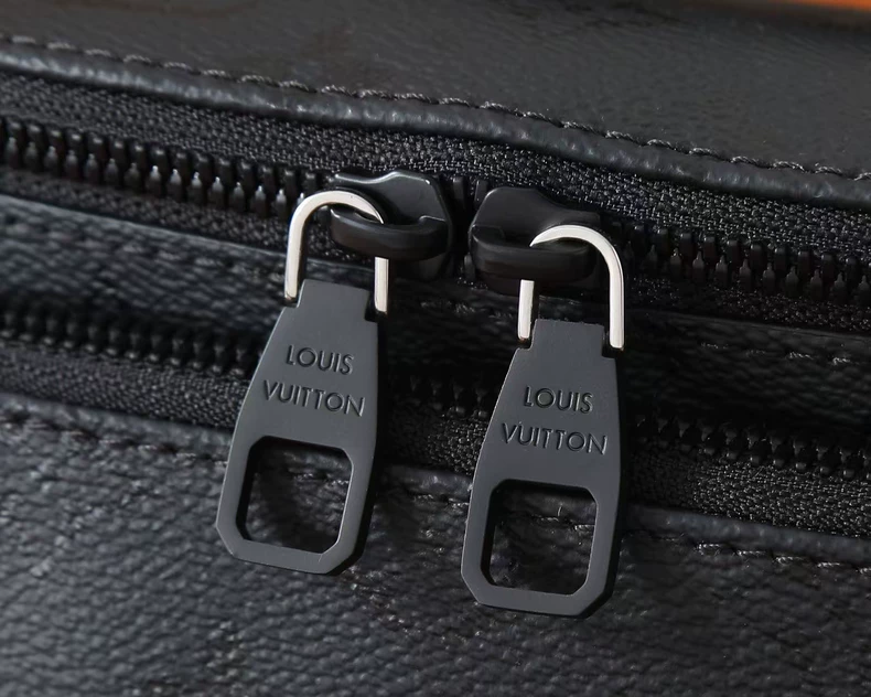 LOUIS VUITTON M26763 Rush Bumbag