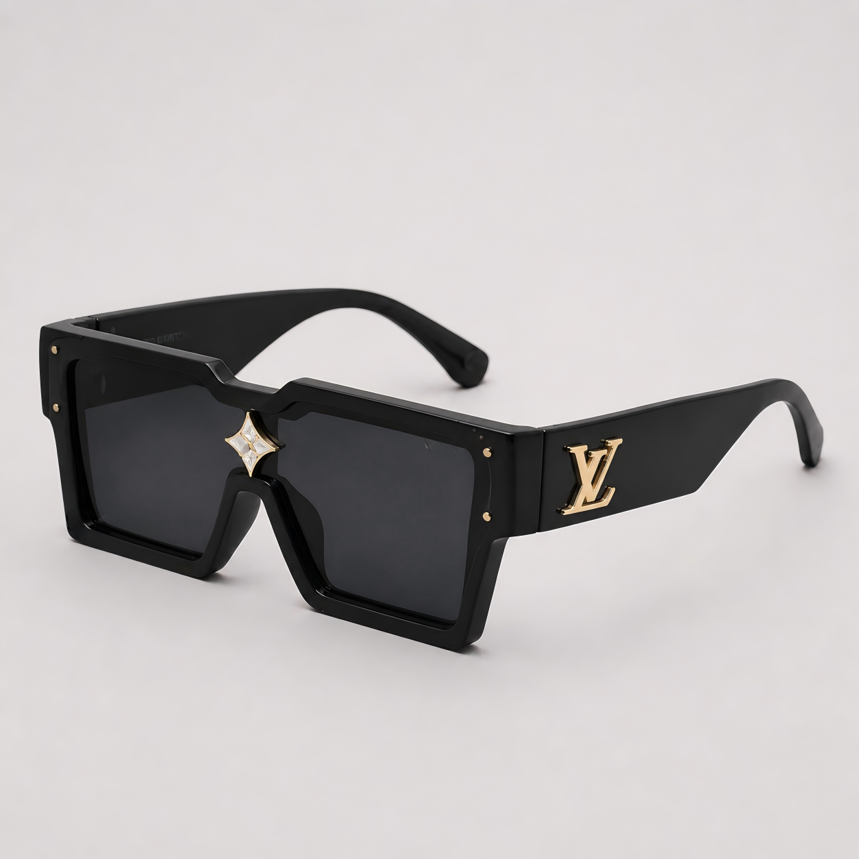 G08：Louis Vuitton Shield Sunglasses