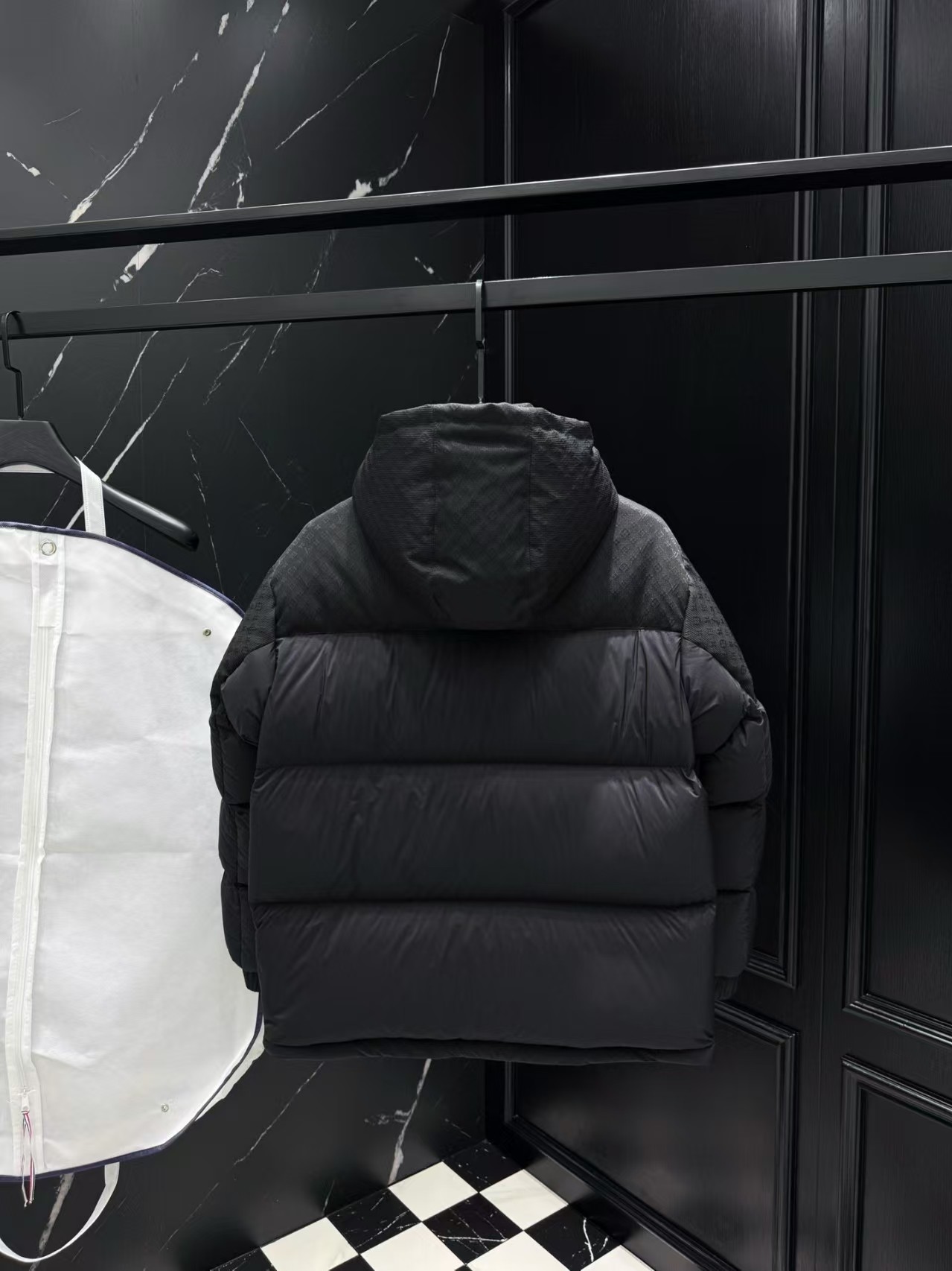 LV LOGO Down Jacket