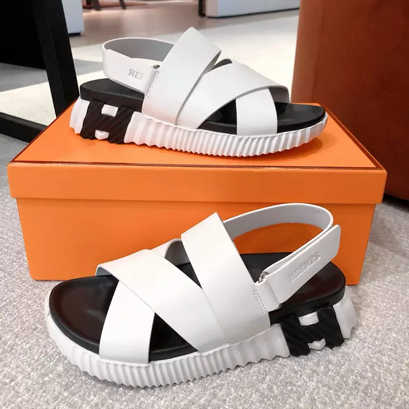 Fashion High Quality Sandals LX-872320