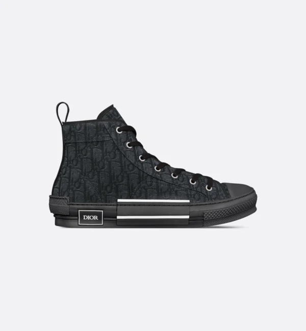 DR B23 League High-Top Sneaker