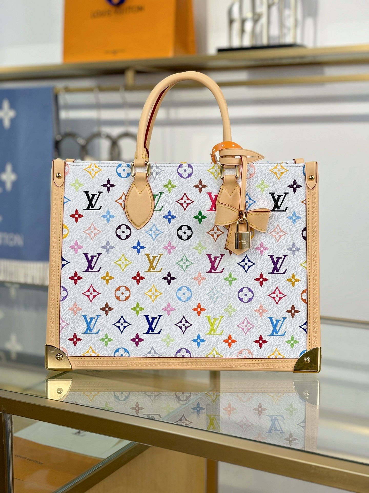 LV  x TM ONTHEGO 35x27x14cm