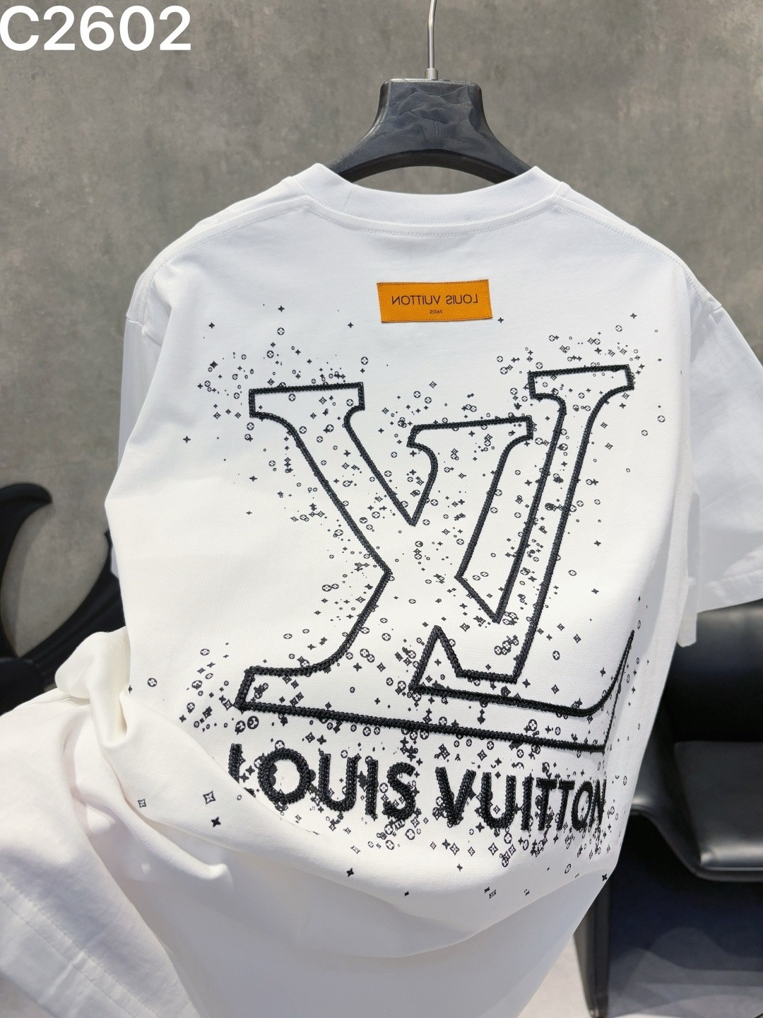 LV T-shirt（Multiple colors）