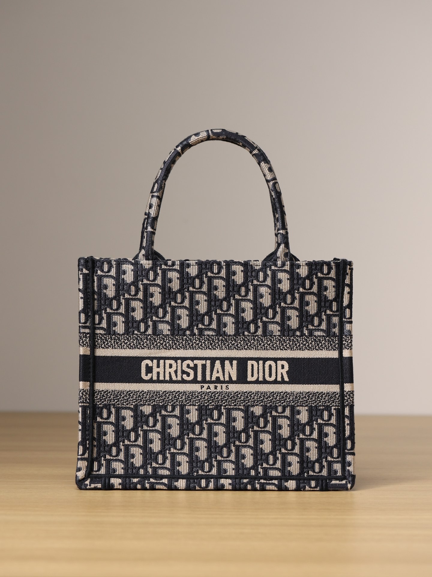 DR BOOK Tote 26.5x21x14cm