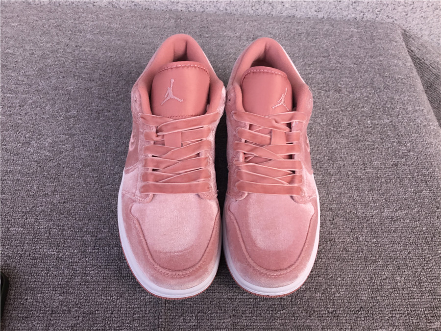 Air Jordan 1 Low DQ8396-600