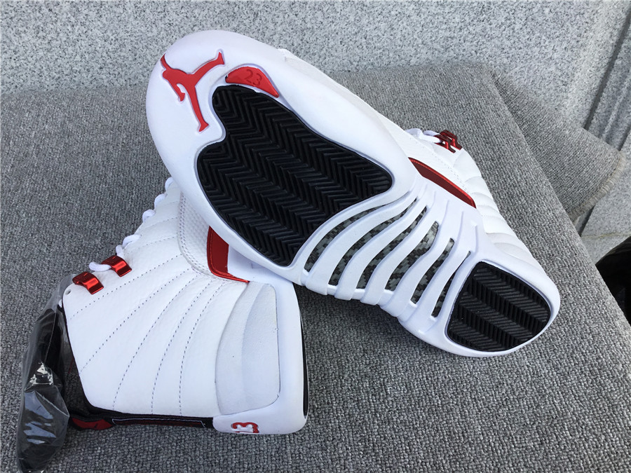 Air Jordan 12 Twist