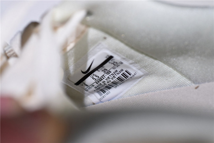 Nike Air Force 1 Womens Jelly Swoosh AH6827-100