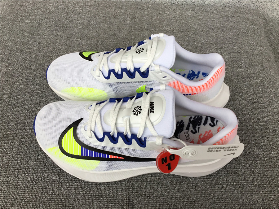 Nike Zoom Fly 5 Carbon Plate Running Shoe DX1599-100