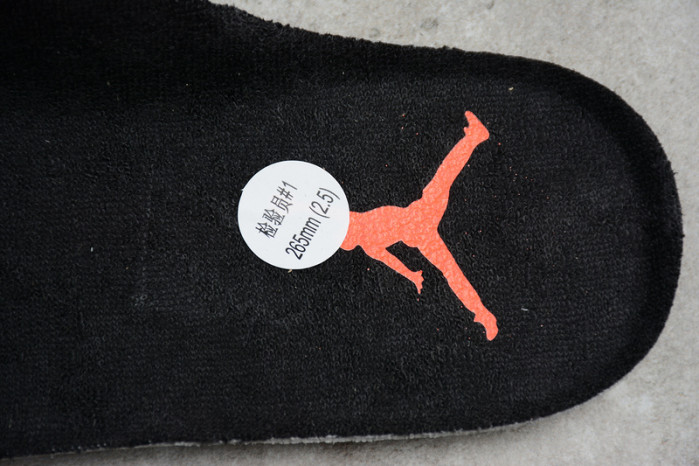 AIR JORDAN 11 RETRO LOW 