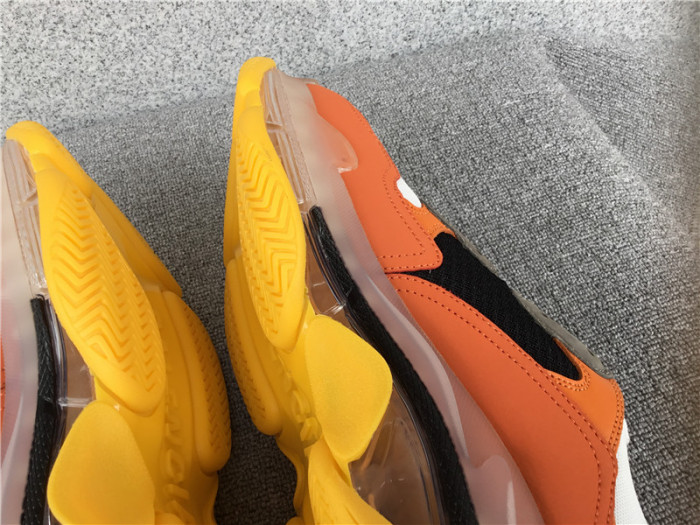 TRIPLES TRAINER CLEAR SOLE SNEAKERS 3000007