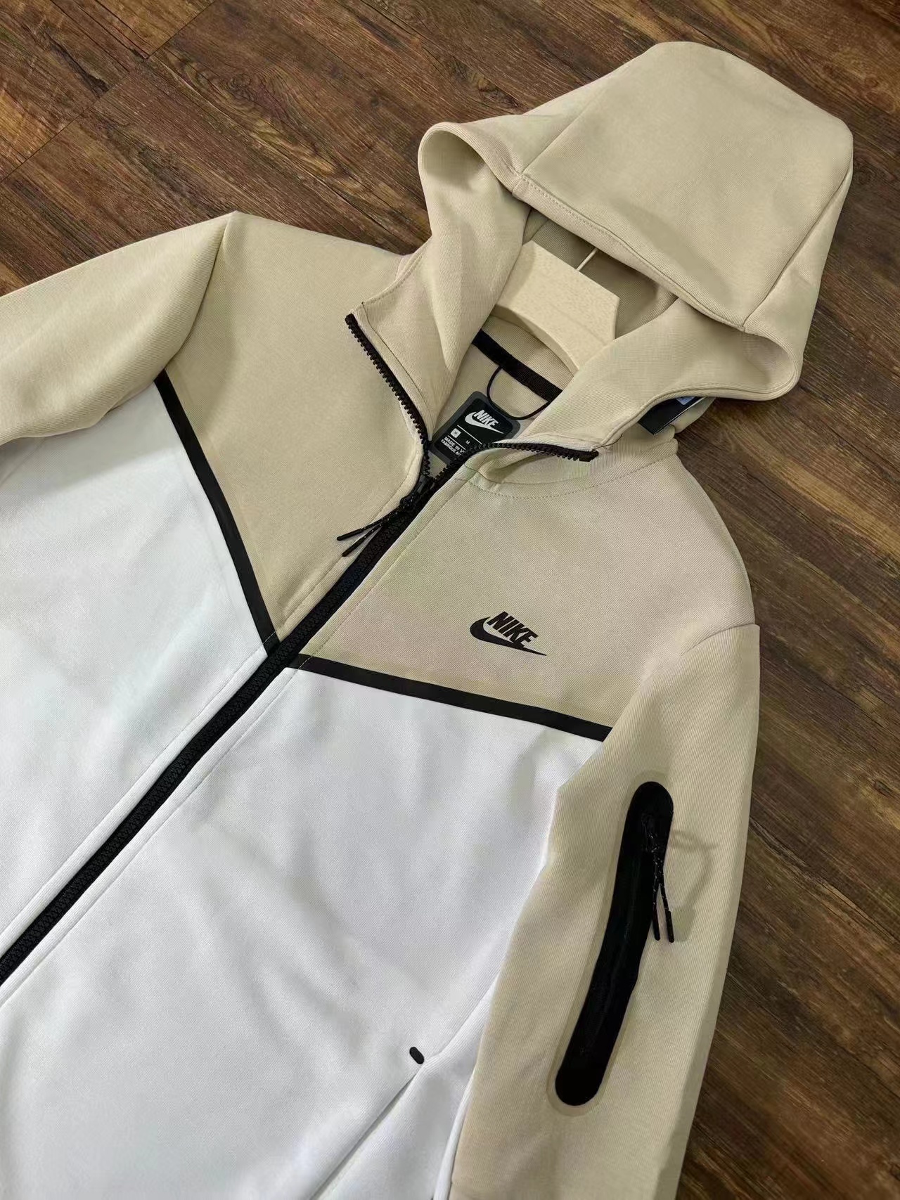 Nike NSW Tech Fleece NK1118-002