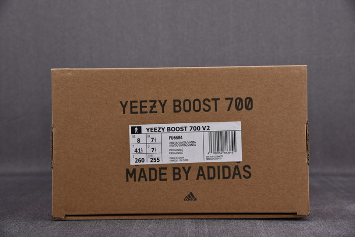 adidas Yeezy Boost 700 V2 Vanta FU6684