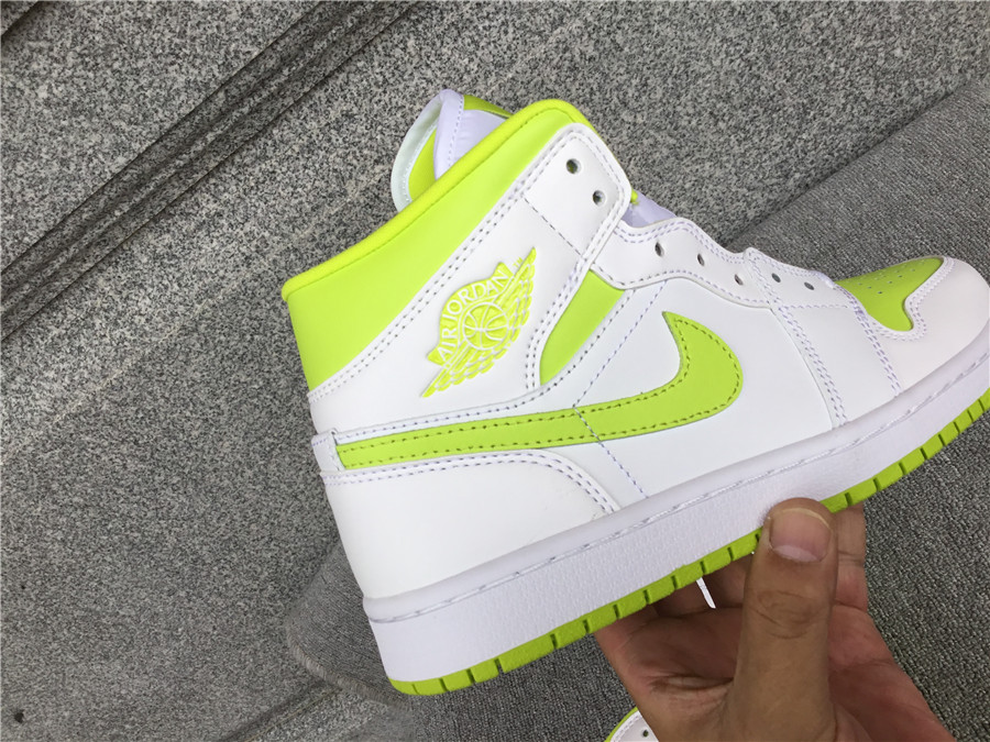 Air Jordan 1 Mid BQ6472-131