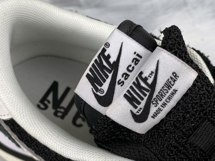 Sacai x Nike Pegasua Vaporfly Black White CV1363-001