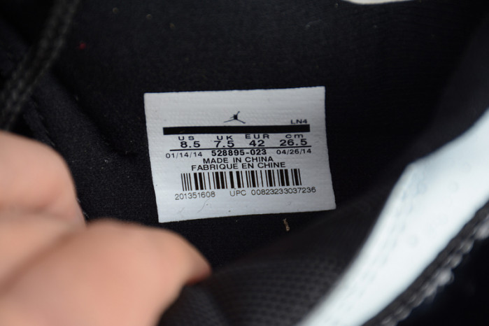 AIR JORDAN 11 RETRO LOW 