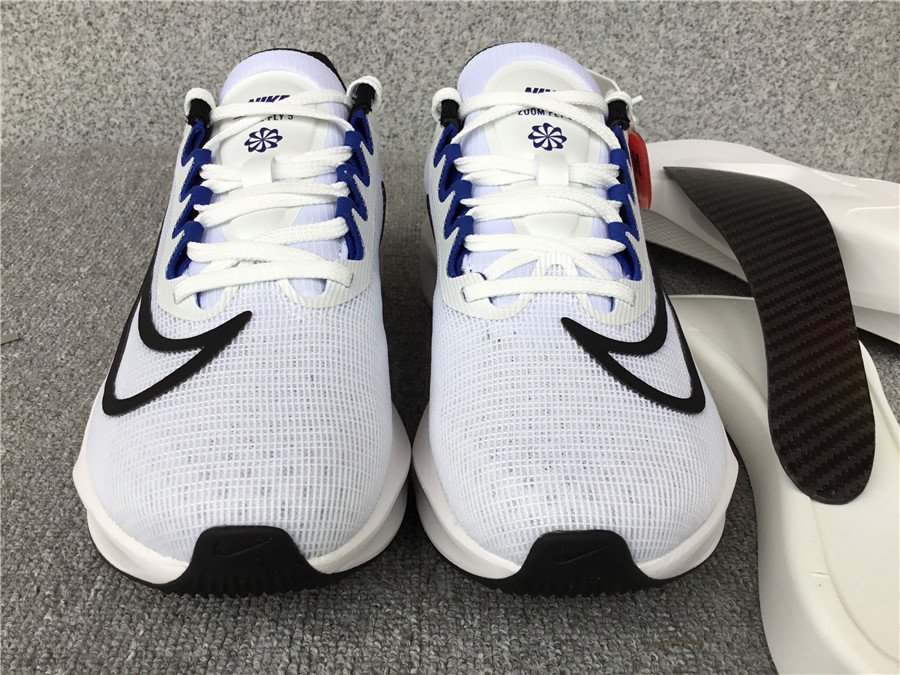 Nike Zoom Fly 5 Carbon Plate Running Shoe DZ2769-101