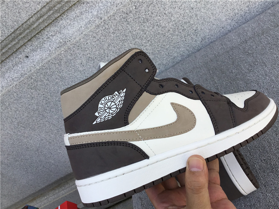 Air Jordan 1 Mid OG SP 554766-002