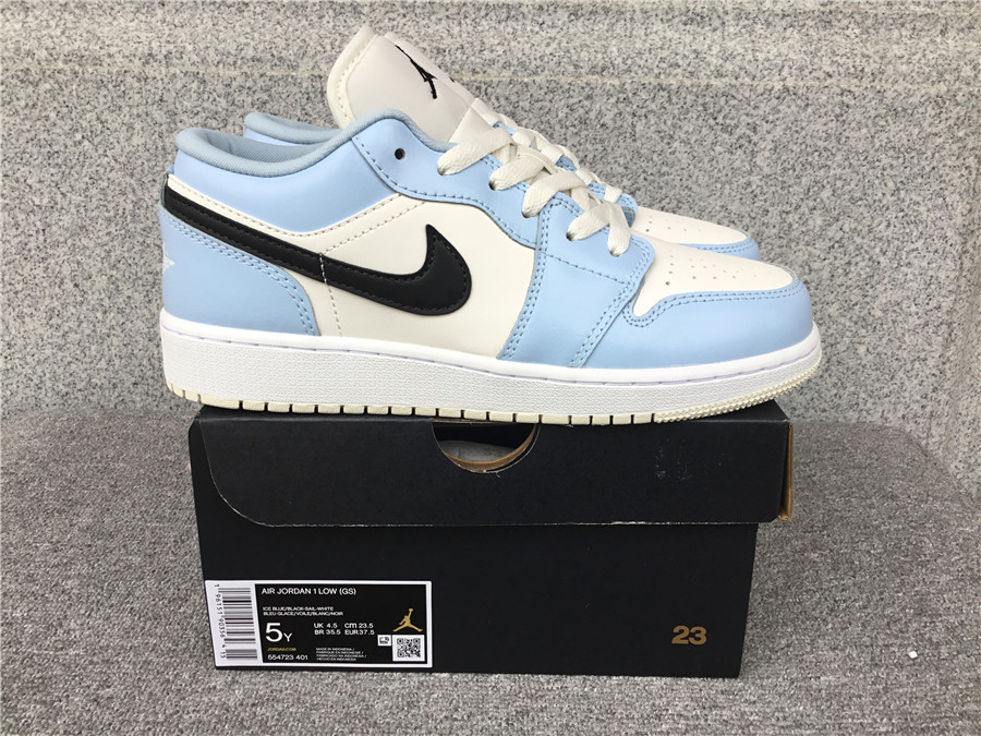 Air Jordan 1 Low 554723-401