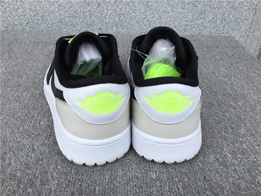 Air Jordan 1 Low DD9315-108