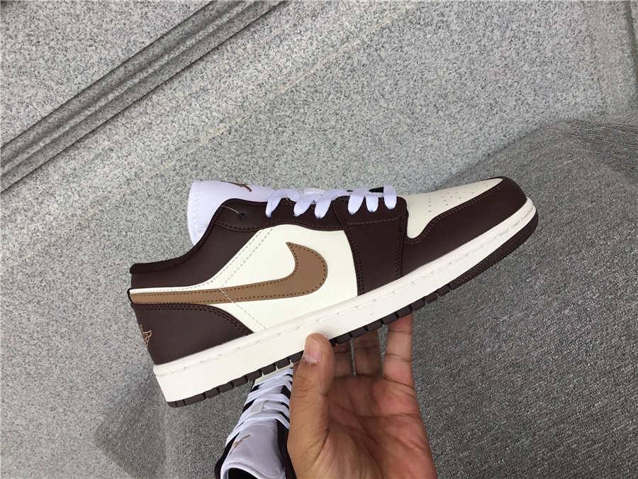 Air Jordan 1 Low DC0774-200