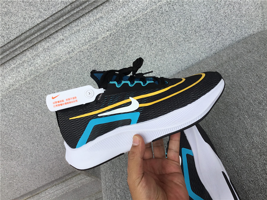 Nike Zoom Fly 4 Carbon Plate Running Shoe CT2392-003