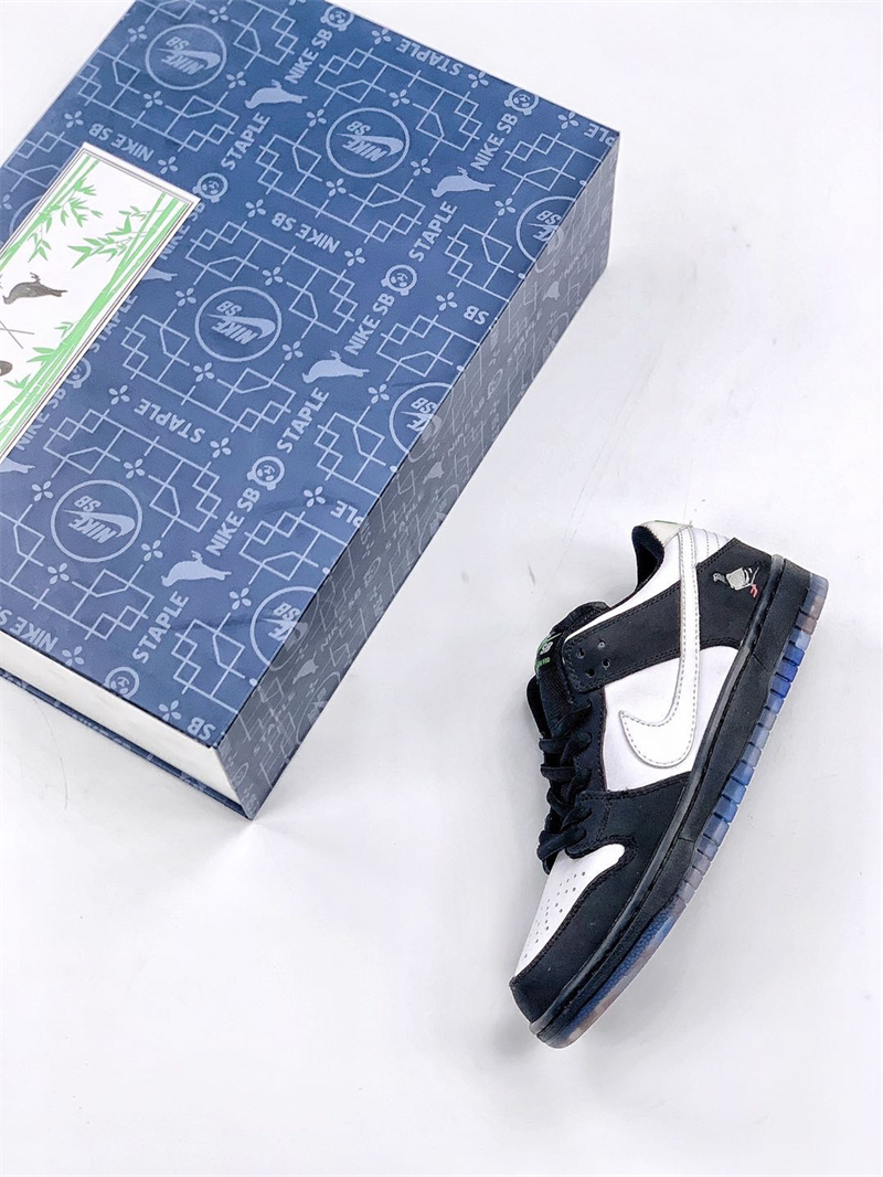 Nike Dunk SB Low Staple Panda Pigeon BV1310-013