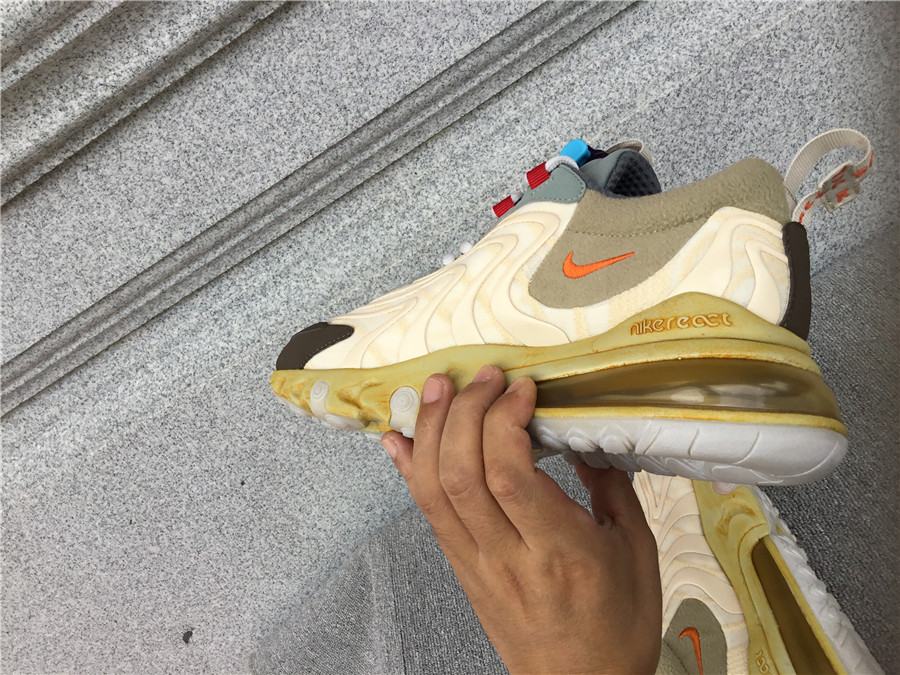 Nike Air Max 270 React Air Cushioned Running Shoe CT2864-200