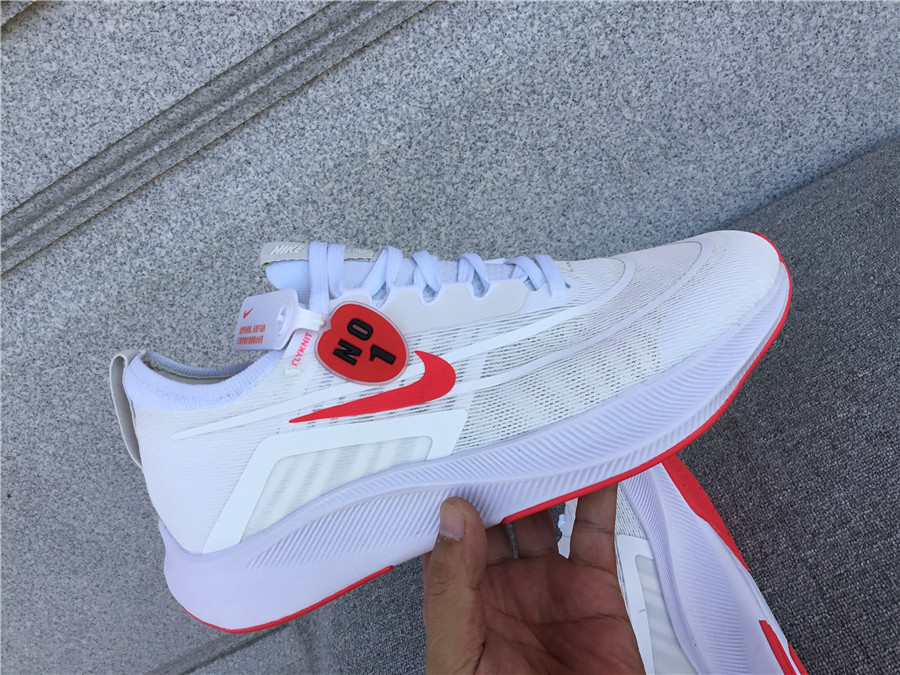 Nike Zoom Fly 4 Carbon Plate Running Shoe CT2392-006