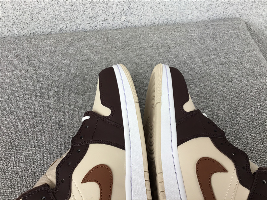 Air Jordan 1 Mid SE DO6699-200