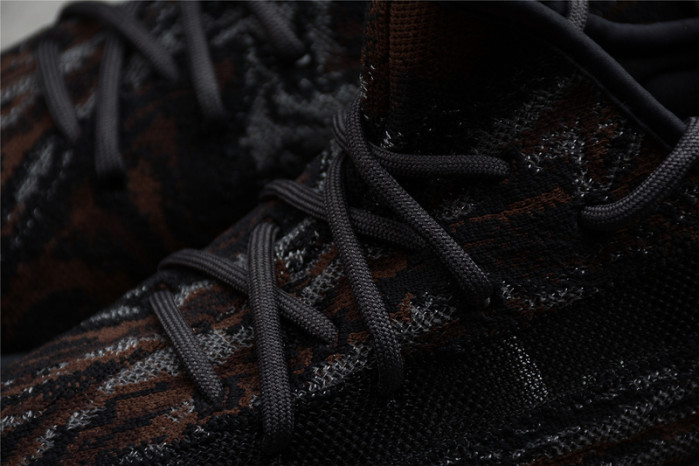 ADIDAS YEEZY BOOST 350 V2 