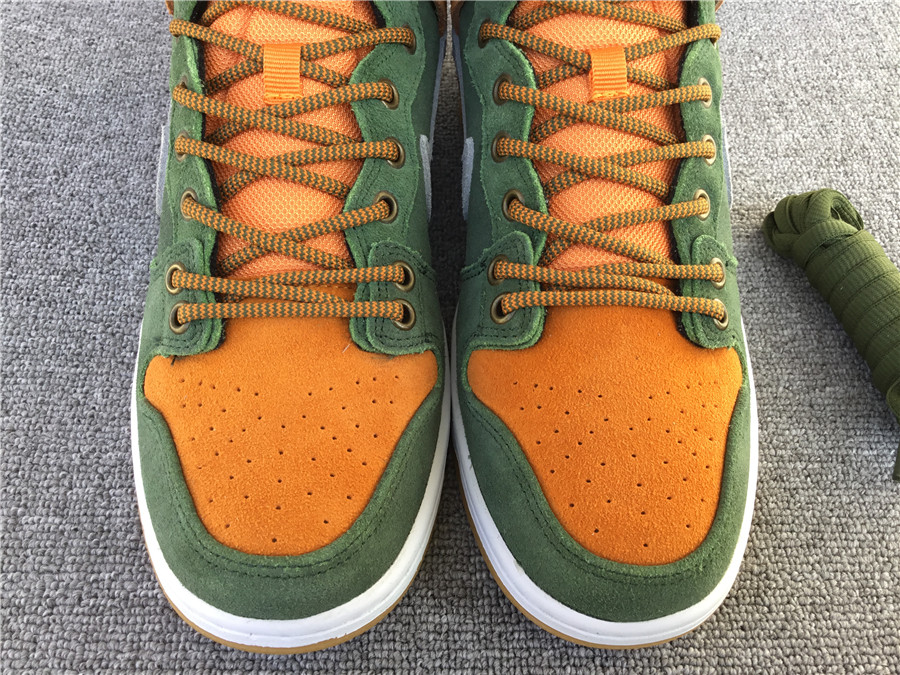 Nk SB Dunk High Premium Homegrown DD9693-302